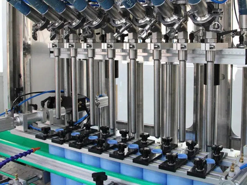 औद्योगिक भरने की मशीन